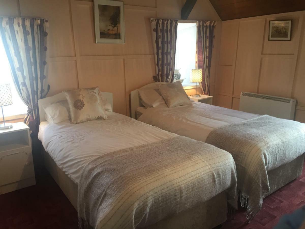 Shannon Breeze Cottage Ballycrossaun Esterno foto