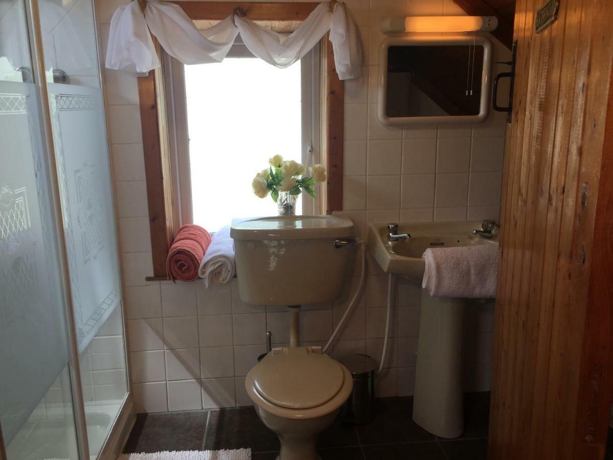 Shannon Breeze Cottage Ballycrossaun Esterno foto